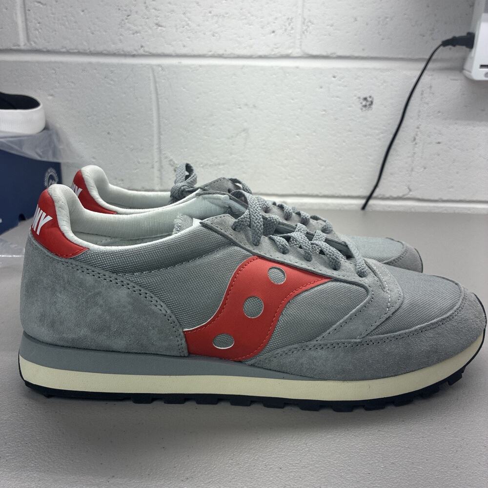 New Saucony Jazz 81 Men’s Sneakers Size 12 Grey Red S70539-70 Retro No Box